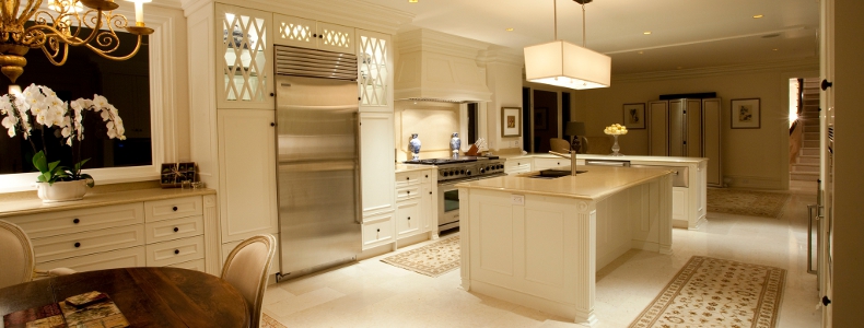 Kitchen - Beach Drive Victoria BC